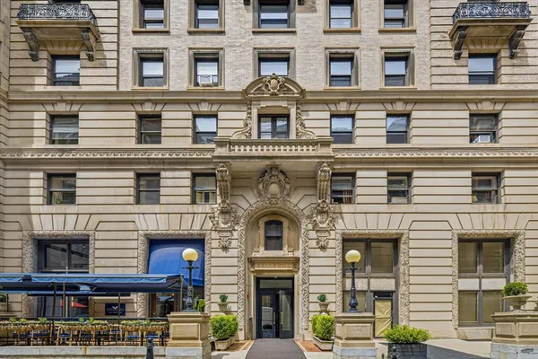 $639,000 | 21 Beacon Street, Unit 4G, Boston, MA 02108