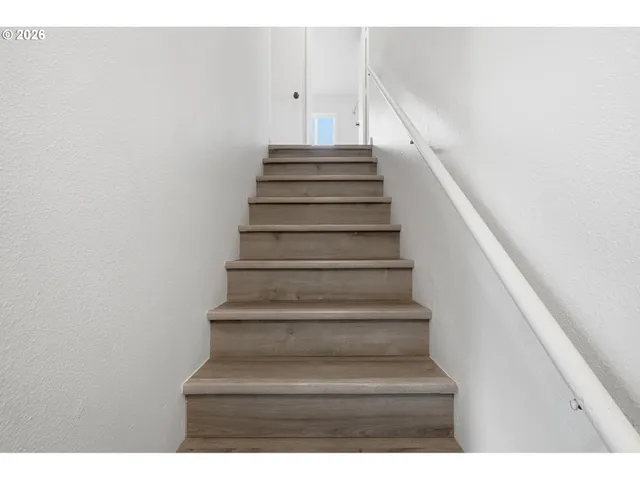 $419,900 | 1565 East Main Street, Hillsboro, OR 97124