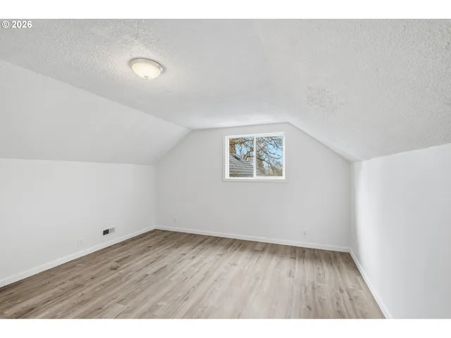 $419,900 | 1565 East Main Street, Hillsboro, OR 97124