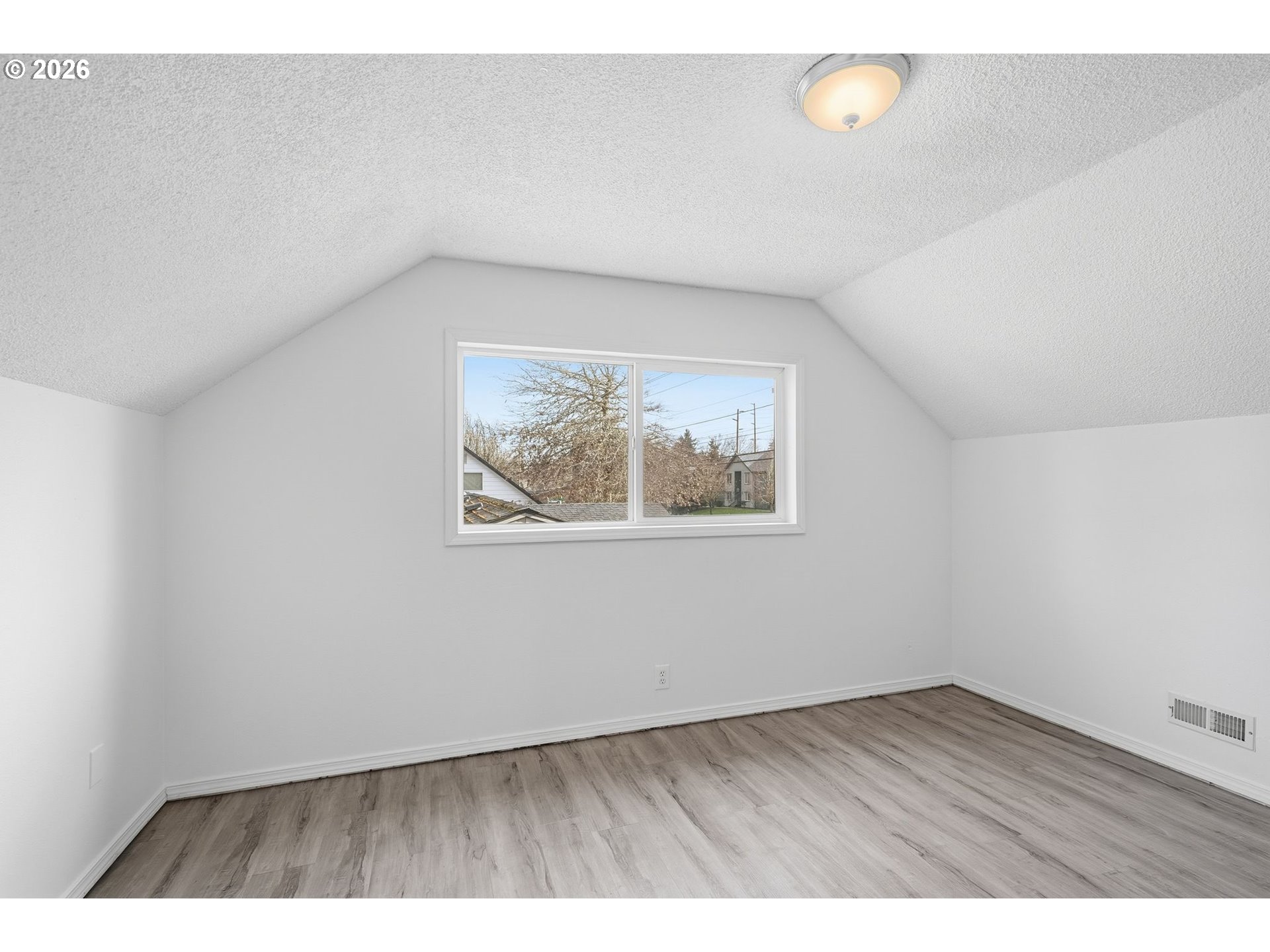 1565 East Main Street Hillsboro, OR 97124 - Photo 25 of 35