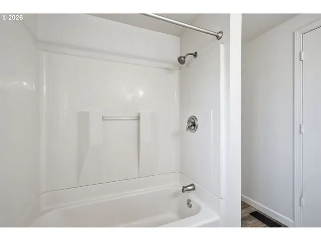 $419,900 | 1565 East Main Street, Hillsboro, OR 97124