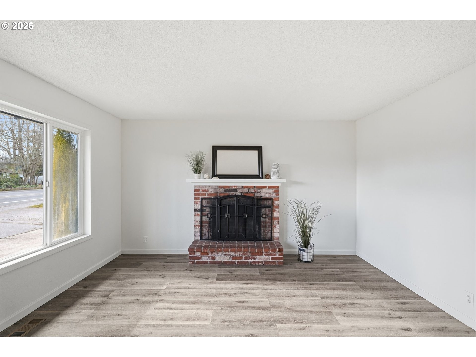 1565 East Main Street Hillsboro, OR 97124 - Photo 7 of 35