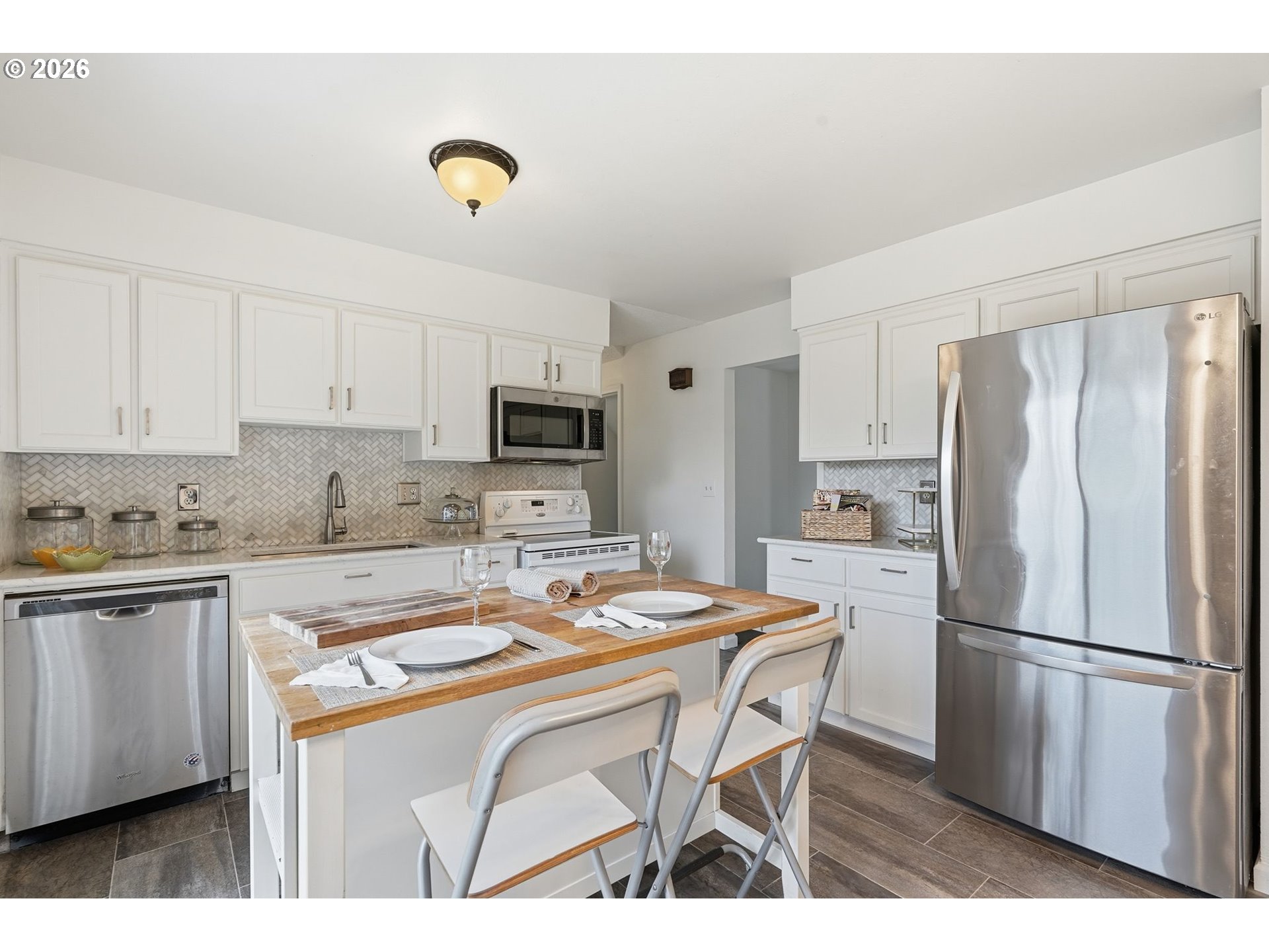 1565 East Main Street Hillsboro, OR 97124 - Photo 10 of 35