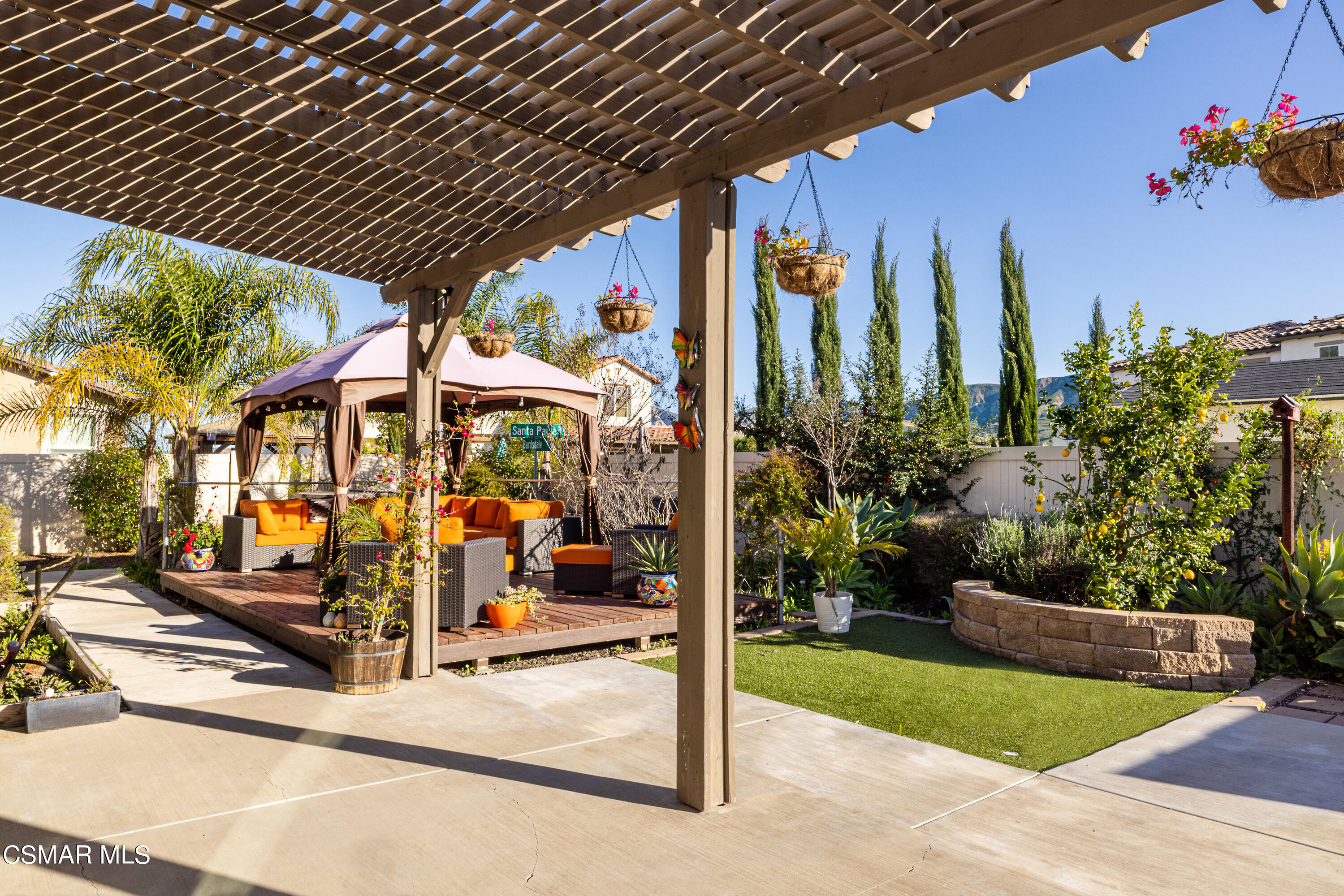 396 Edgewood Drive Fillmore, CA 93015 - Photo 27 of 29 a view of a patio