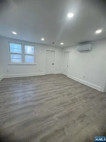 $2,985 | 216 Farnham Avenue, Unit 2, Lodi, NJ 07644