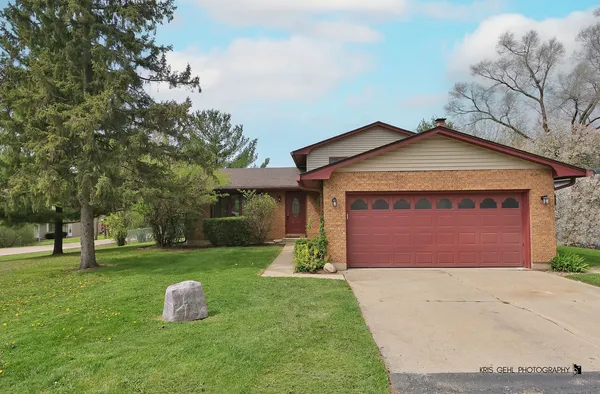 $335,000 | 7503 Windsor Avenue, Spring Grove, IL 60081