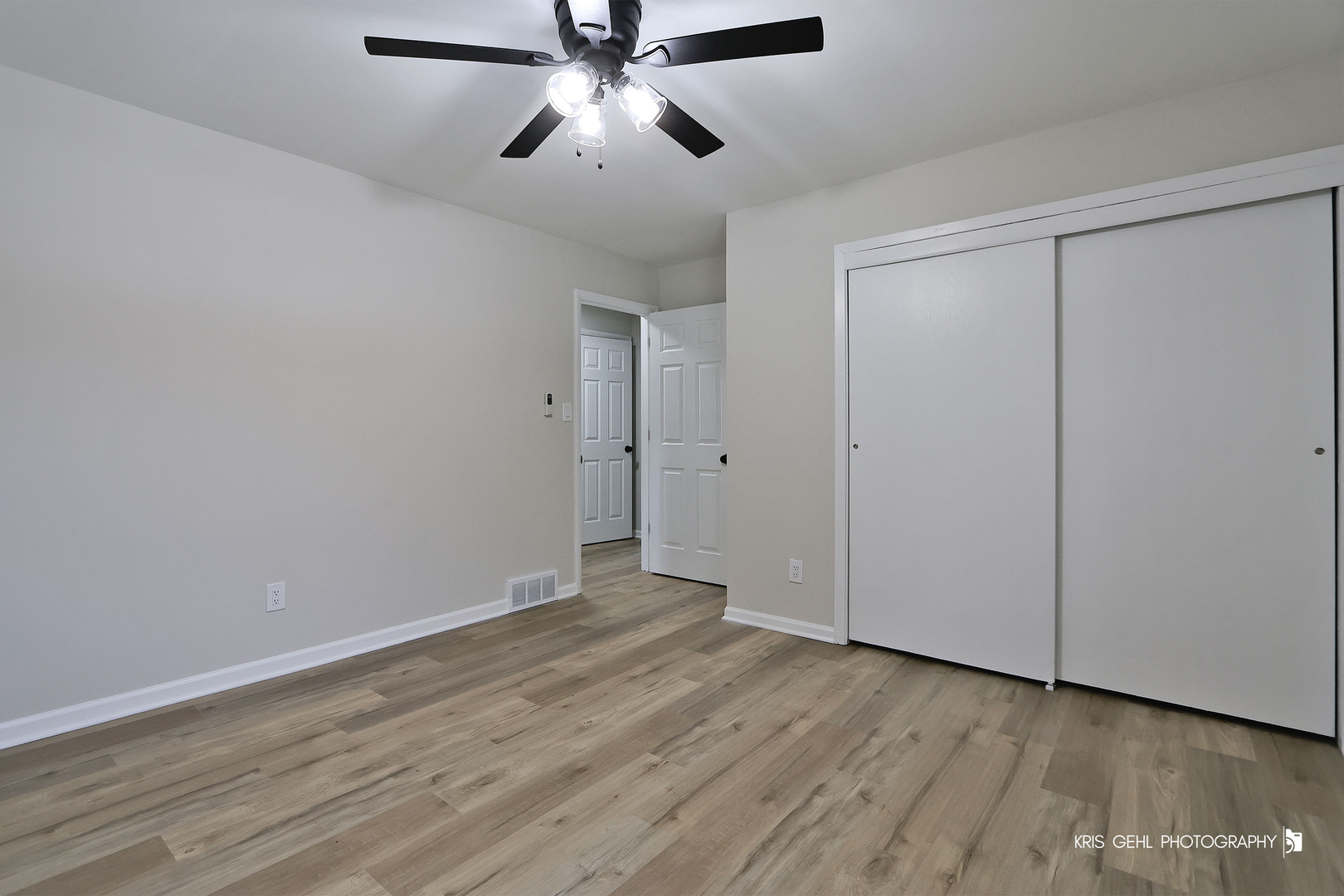 7503 Windsor Avenue Spring Grove, IL 60081 - Photo 8 of 23