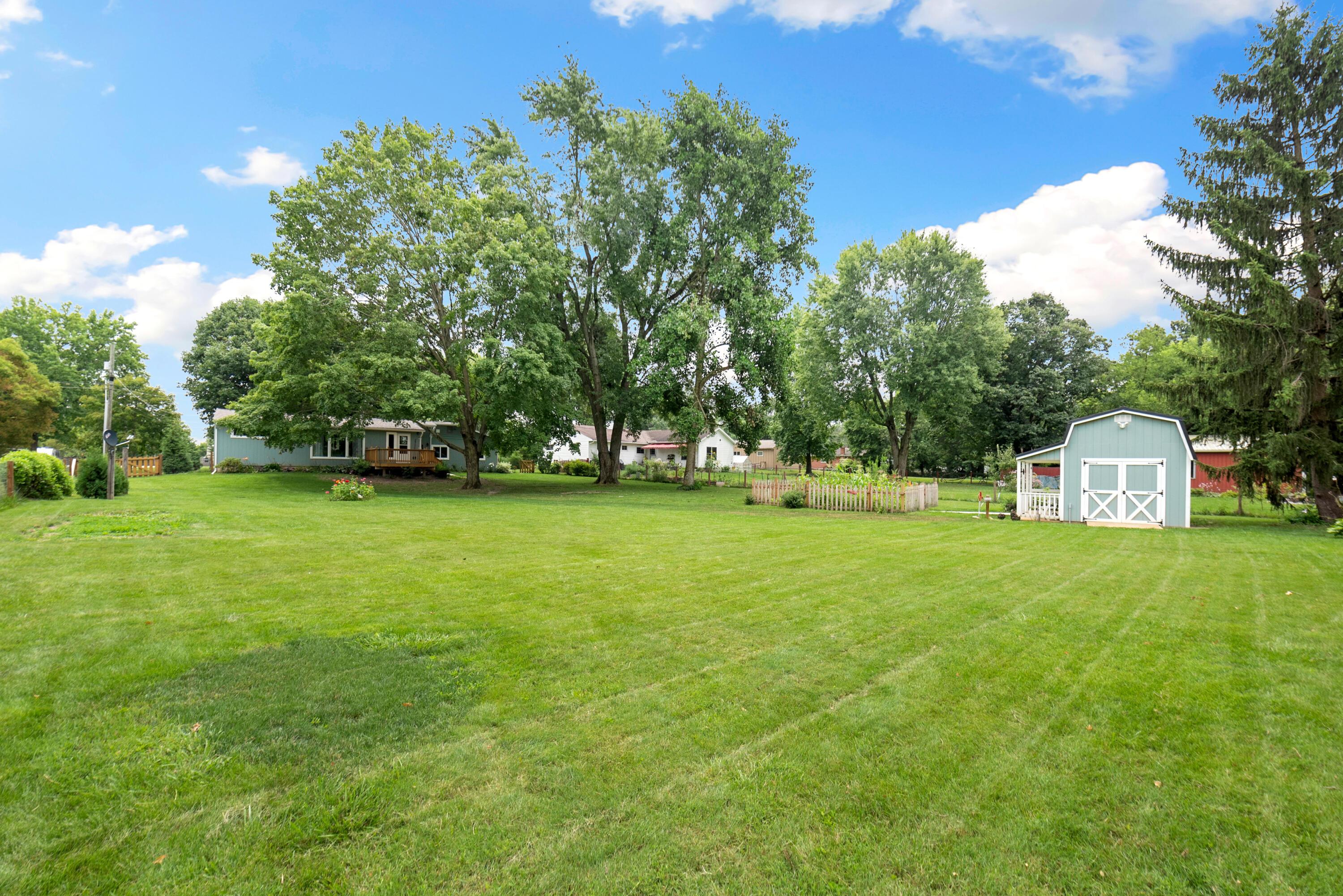 498 Acme Road Delaware, OH 43015 - Photo 43 of 53 44