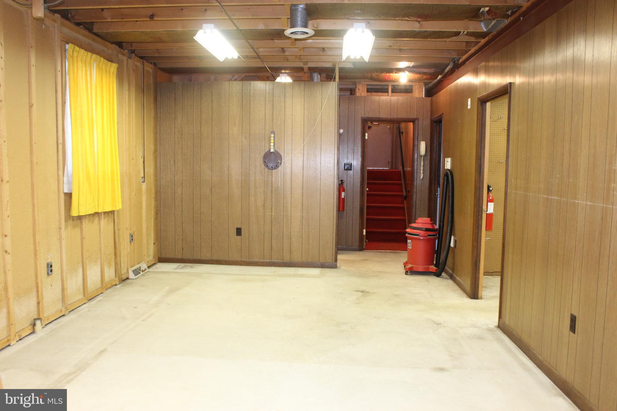 802 South Cedar Street Lititz, PA 17543 - Photo 42 of 51 Workshop