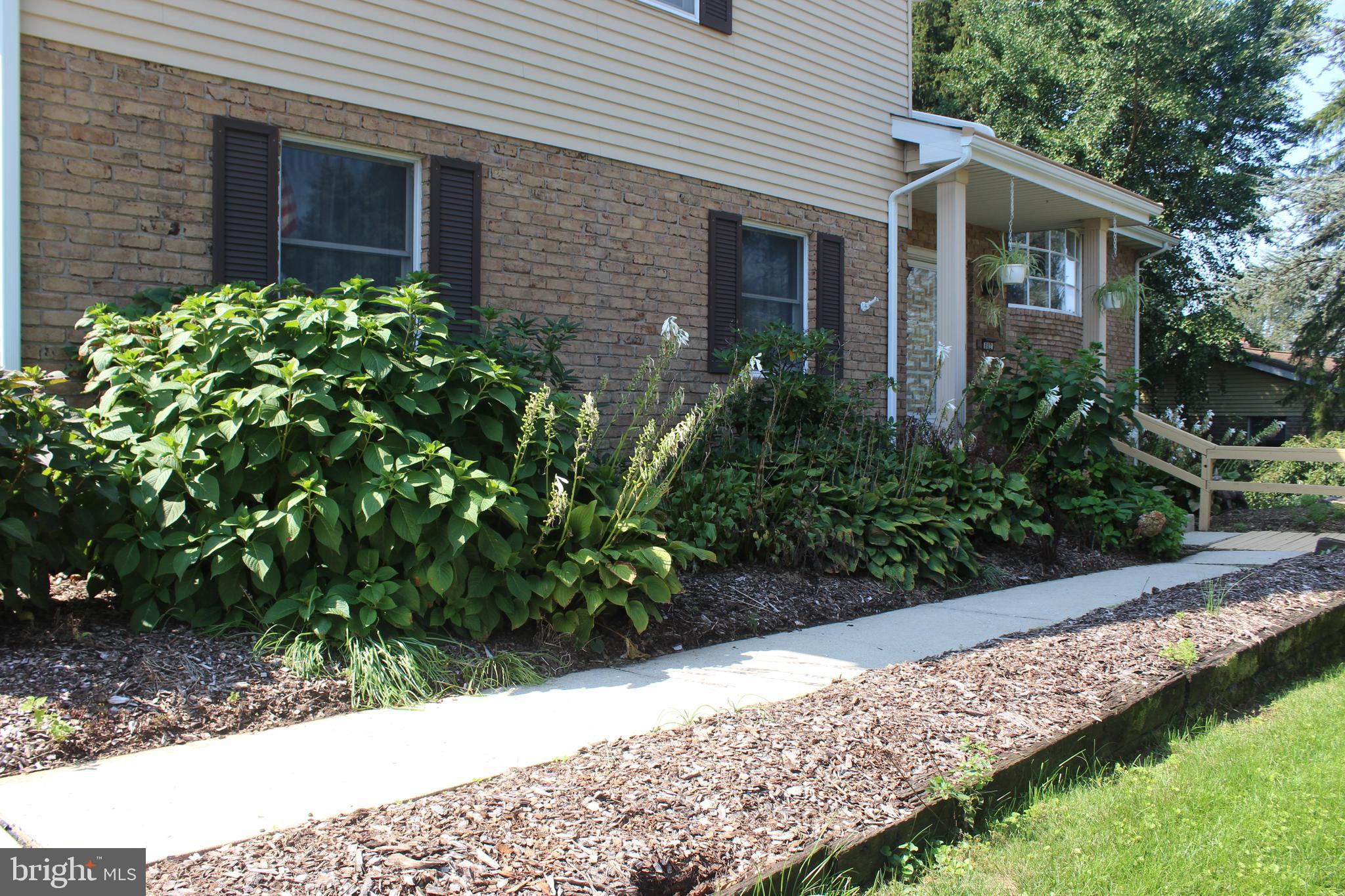 802 South Cedar Street Lititz, PA 17543 - Photo 51 of 51 Walkway