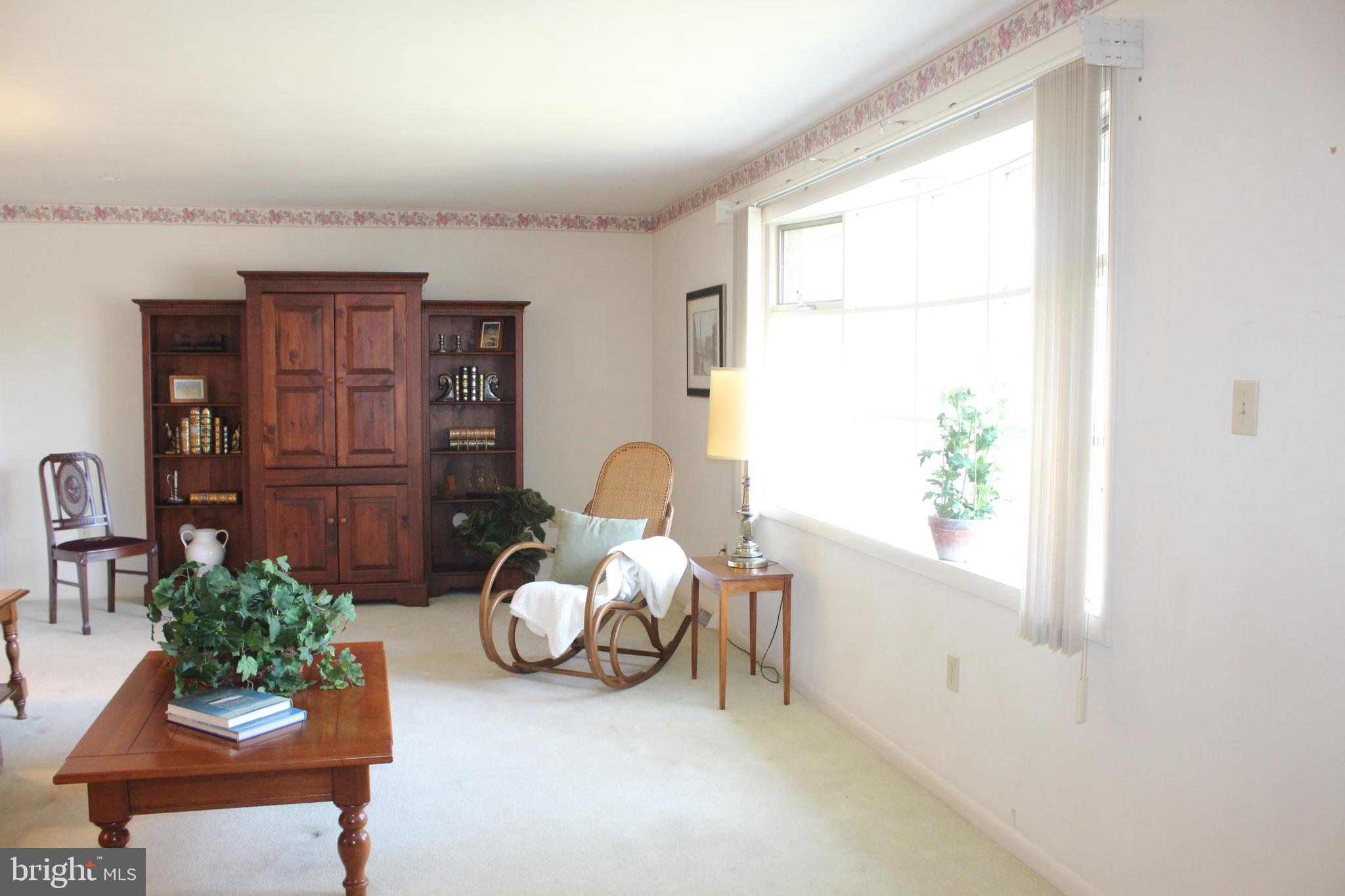 802 South Cedar Street Lititz, PA 17543 - Photo 8 of 51 Living Room