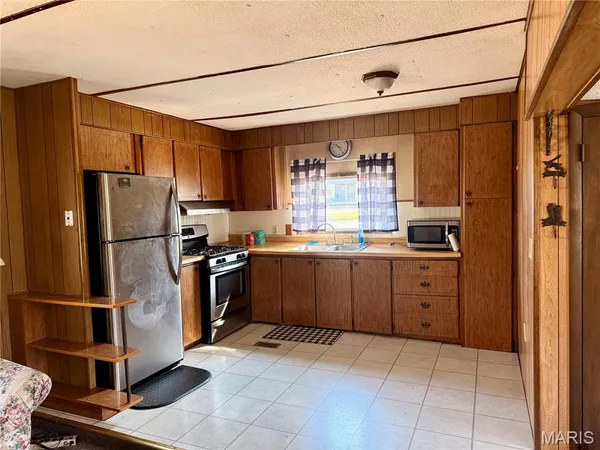 $95,500 | 145 Beverly Drive, Wappapello, MO 63966