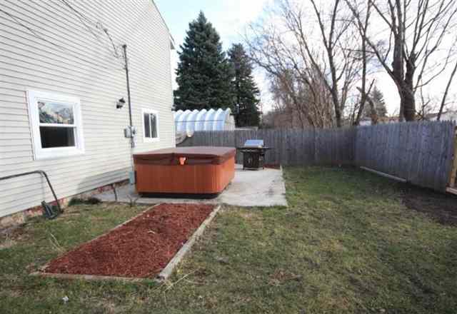 1412 East Resthaven Road Peoria, IL 61615 - Photo 9 of 9 Gallery Image 9