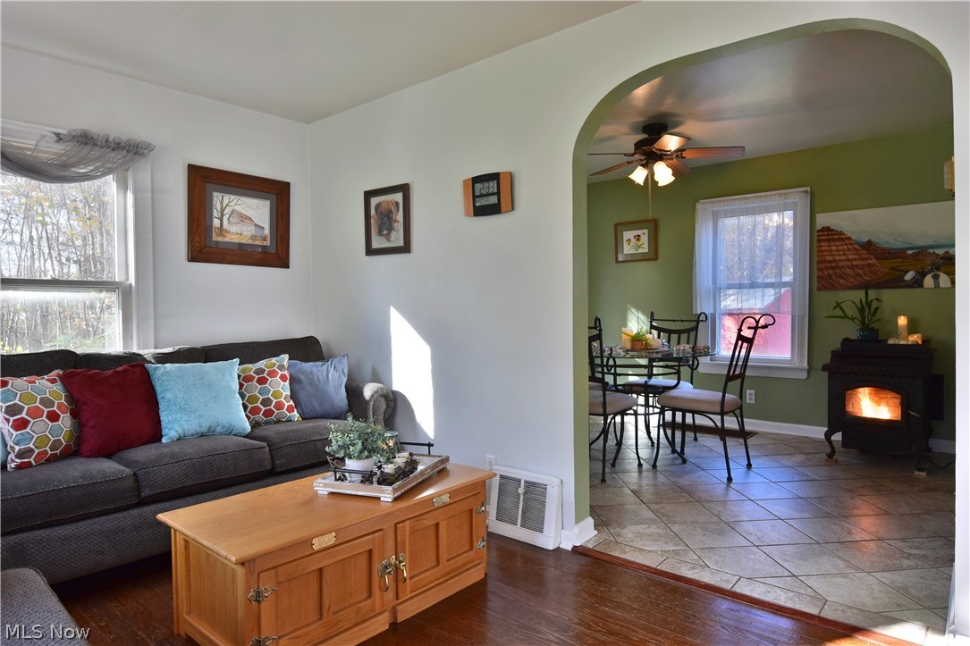 706 Mahoning Trumbull County Line Road Mineral Ridge, OH 44440 - Photo 5 of 35 Gallery Image 5