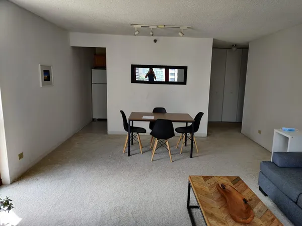 $1,993 | 200 North Dearborn Street, Unit 1903, Chicago, IL 60601