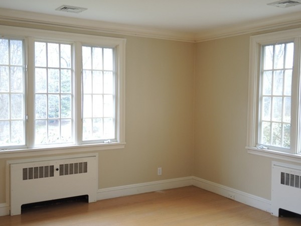 50 Chiltern Road Weston, MA 02493 - Photo 19 of 28