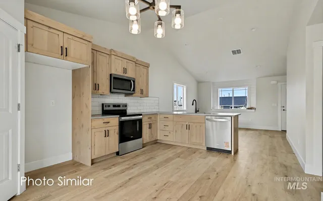 $335,000 | 328 Packer Lane, Homedale, ID 83628