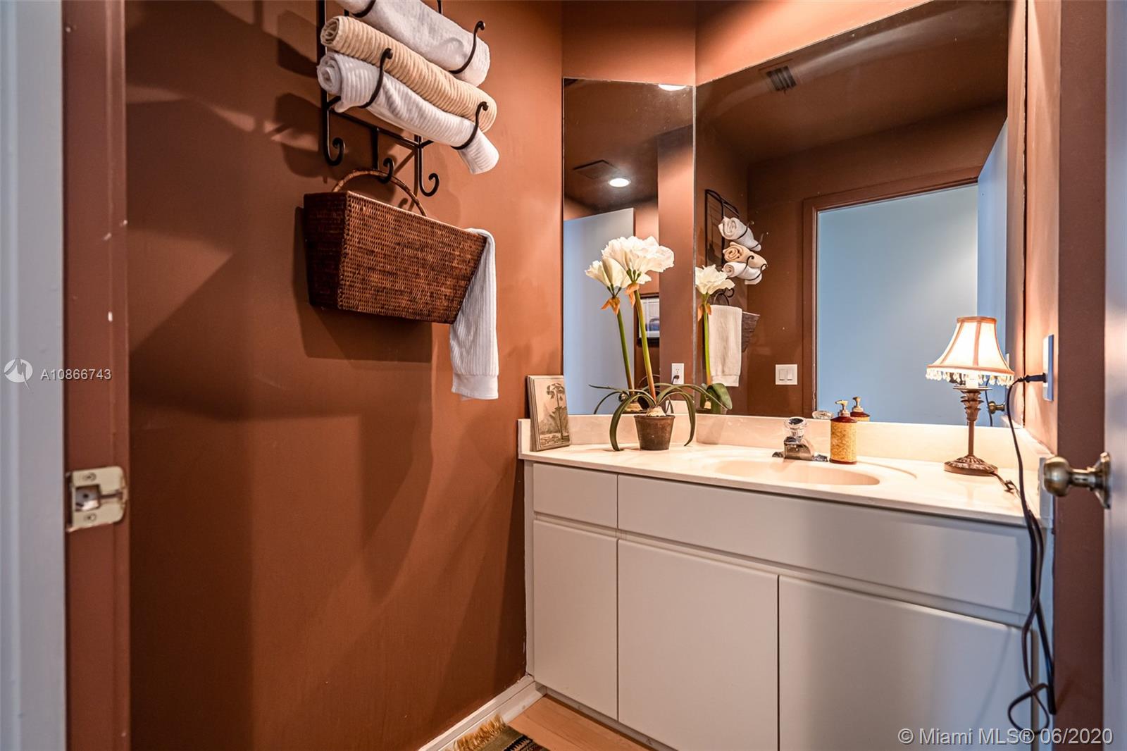 2124 Northwest 53rd Street Boca Raton, FL 33496 - Photo 14 of 27 Gallery Image 14