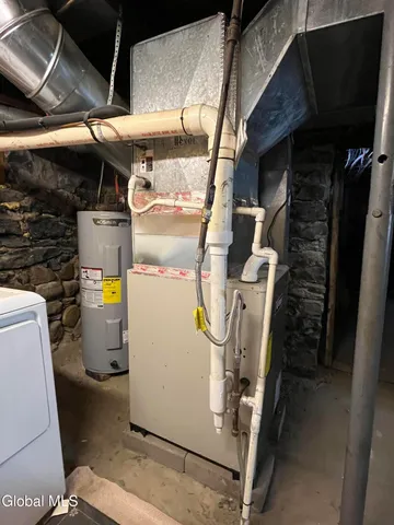 $249,000 | 33 Leonard Street, Northumberland, NY 12831