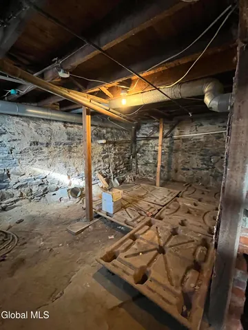 $249,000 | 33 Leonard Street, Northumberland, NY 12831