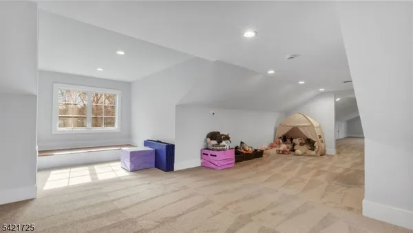 $2,599,900 | 7 Woodcrest Road, Florham Park, NJ 07932