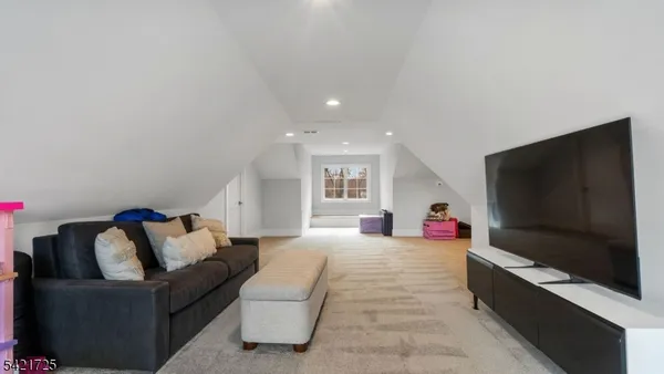 $2,599,900 | 7 Woodcrest Road, Florham Park, NJ 07932