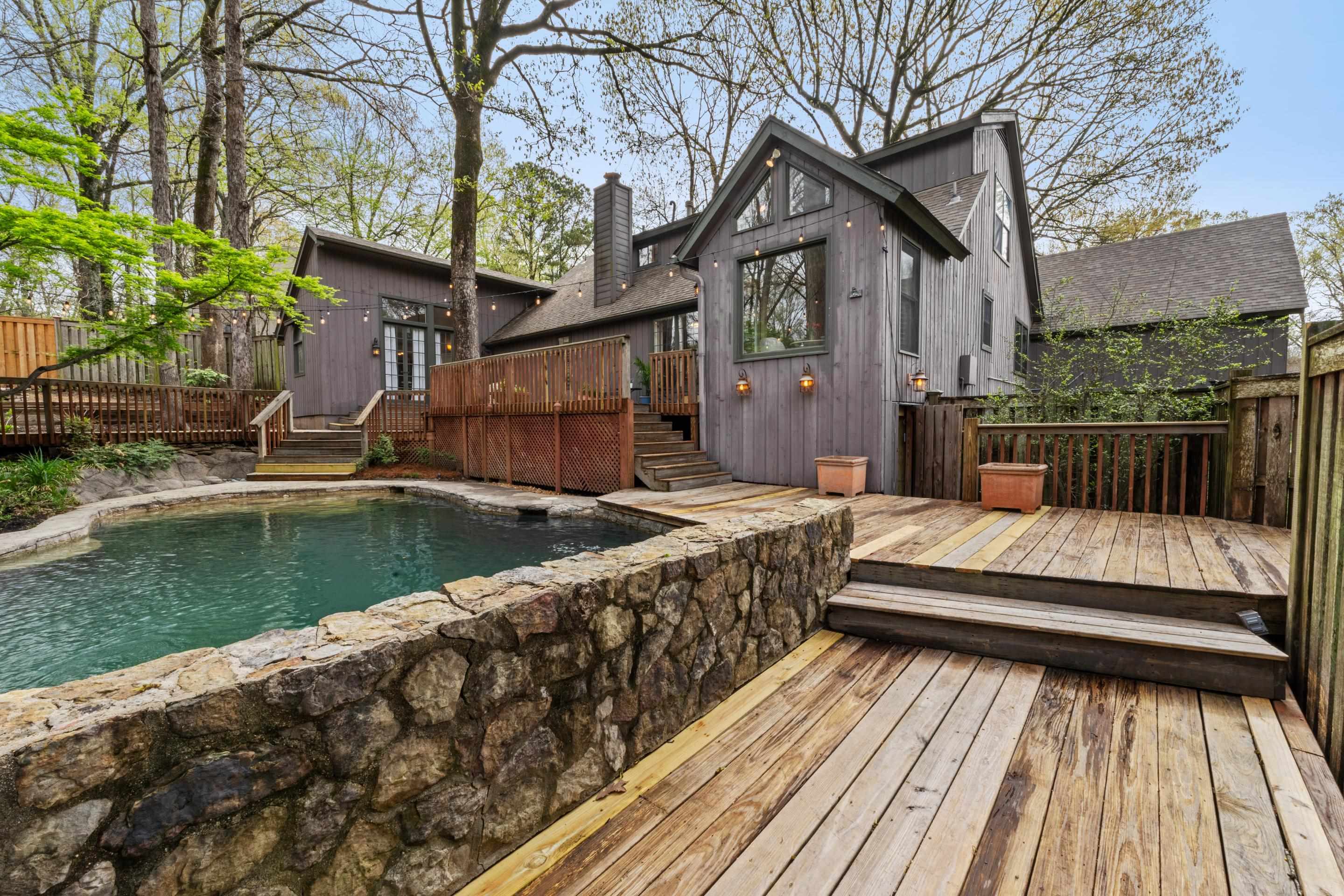 179 Ericson Road Memphis, TN 38018 - Photo 32 of 39 a view of backyard with deck and outdoor seating