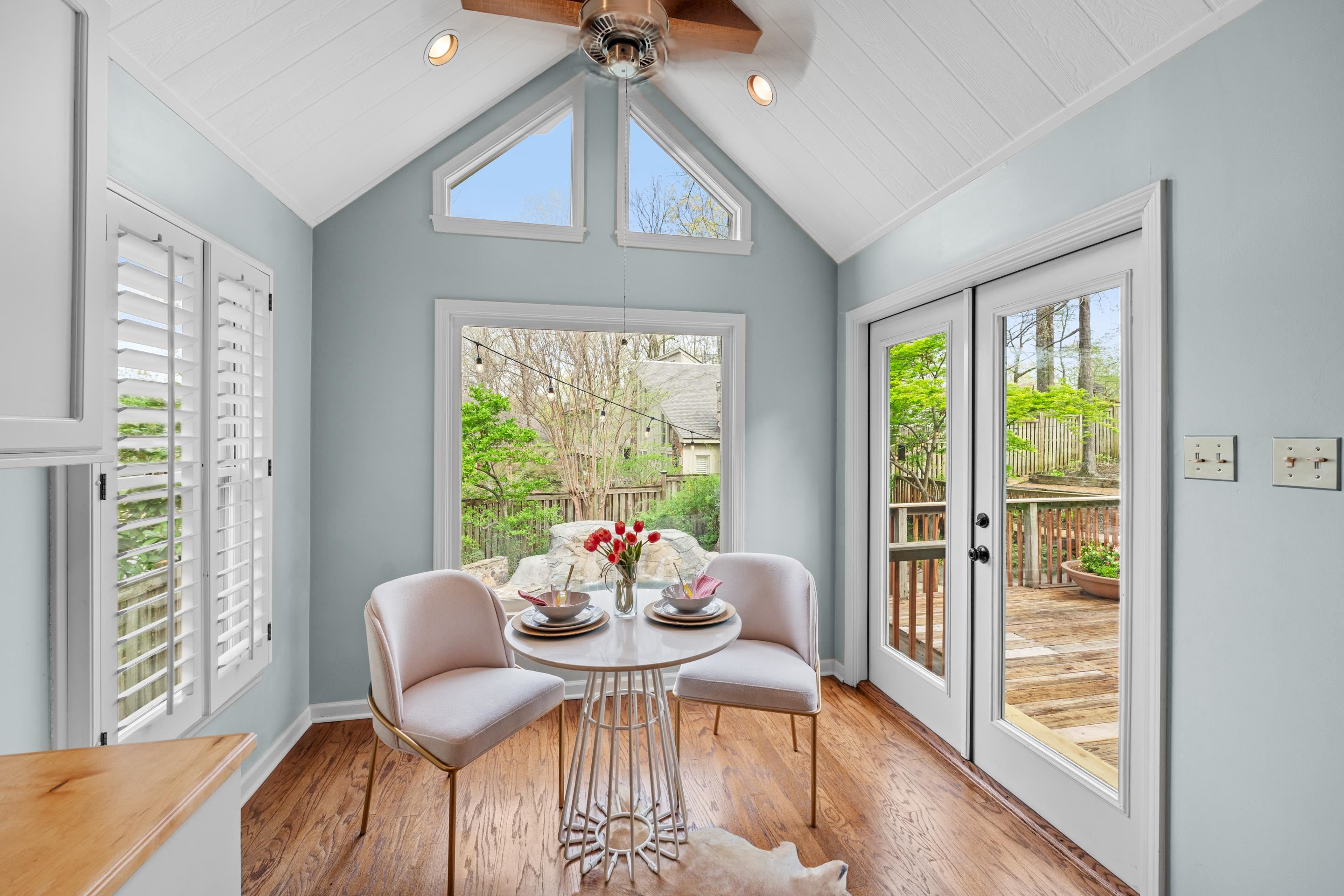 179 Ericson Road Memphis, TN 38018 - Photo 6 of 39 a view of a dining room with furniture window and wooden floor