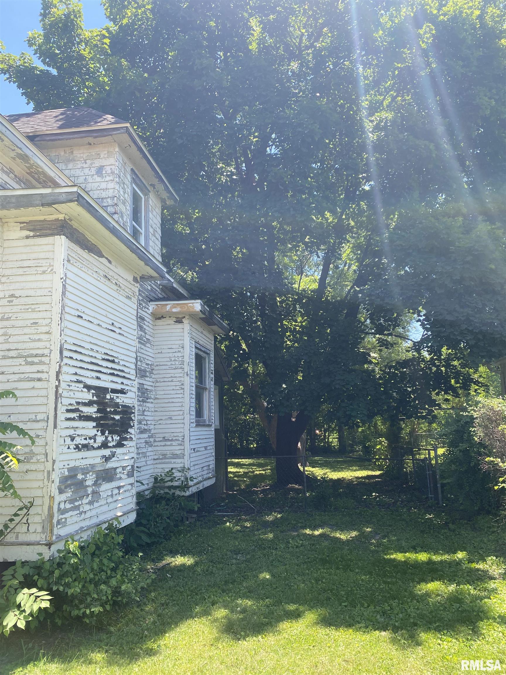 624 East Maple Street Canton, IL 61520 - Photo 22 of 29
