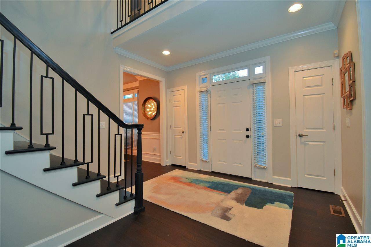 1025 Oak Tree Road Birmingham, AL 35244 - Photo 5 of 48