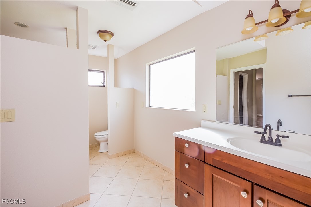 1253 Paradise Way Venice, FL 34285 - Photo 11 of 15