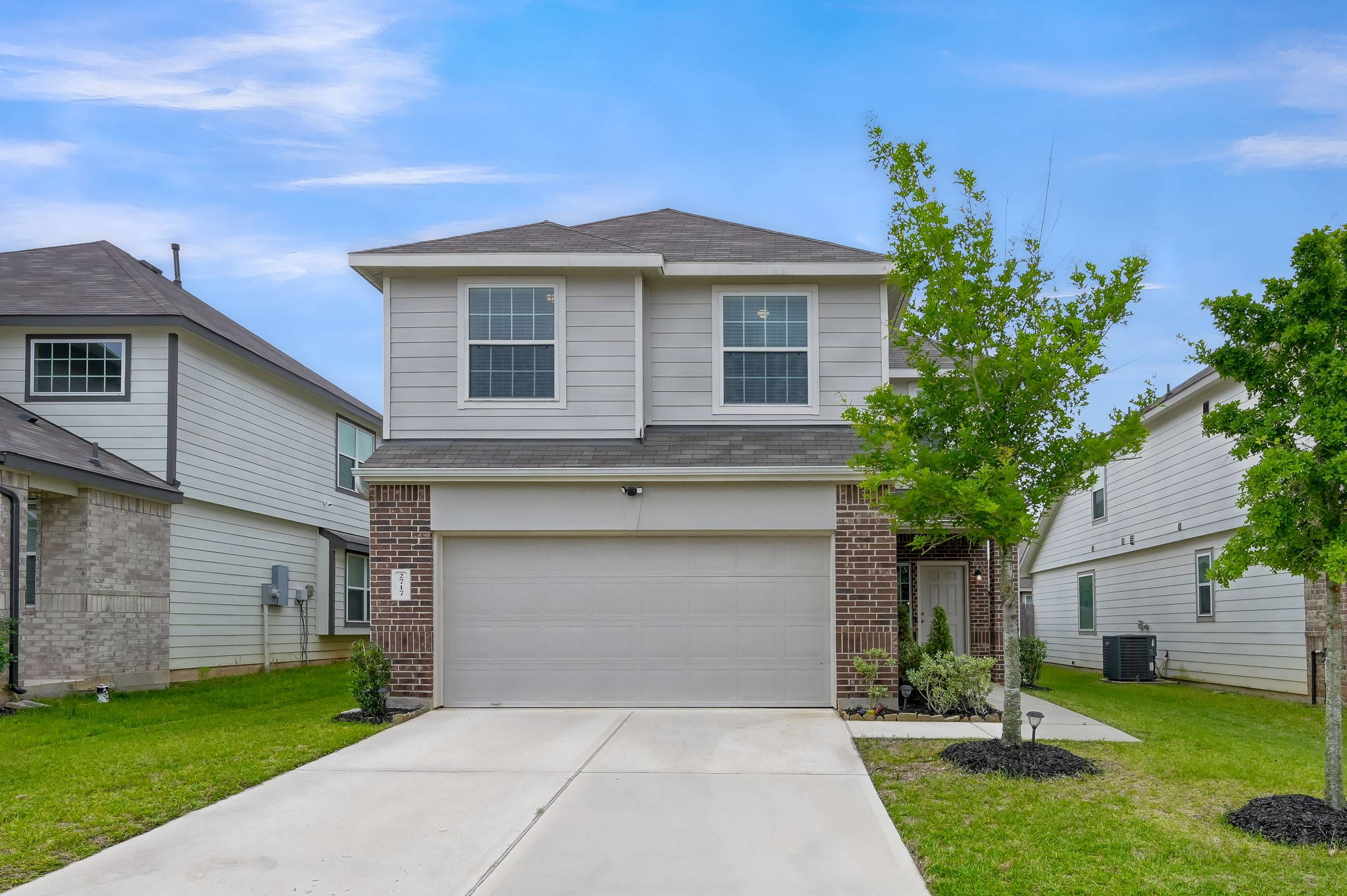 2717 Williams Grove Conroe, TX 77304 - Photo 2 of 43