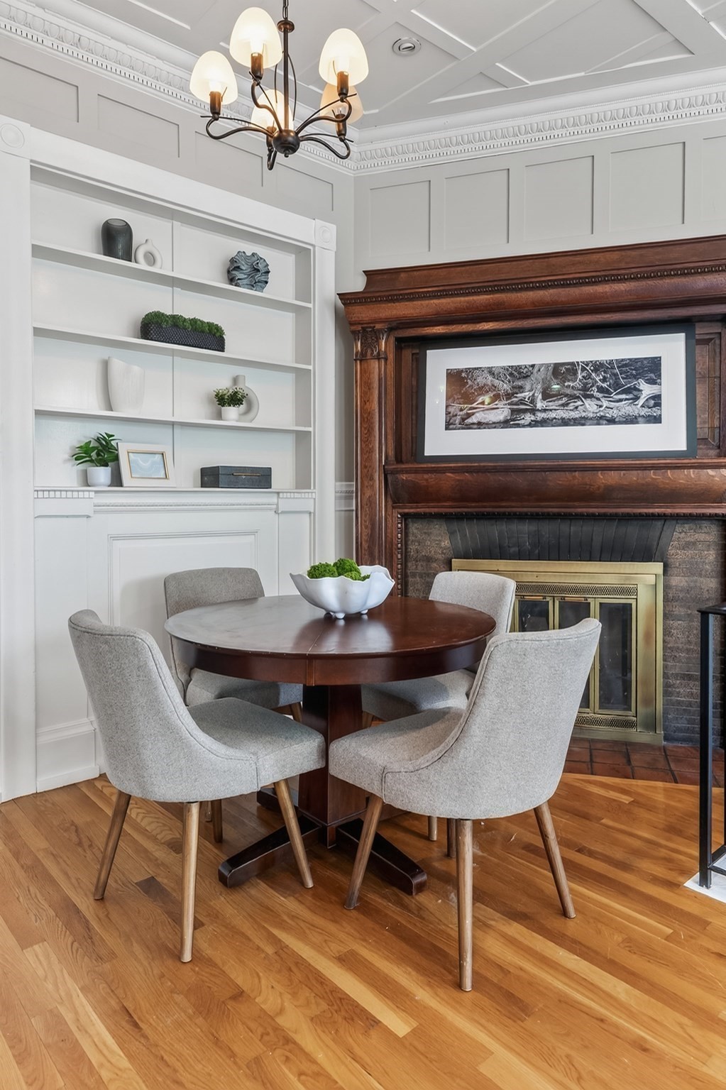 33 Bay State Road, Unit 2 Boston, MA 02215 - Photo 9 of 33 Gallery Image 9