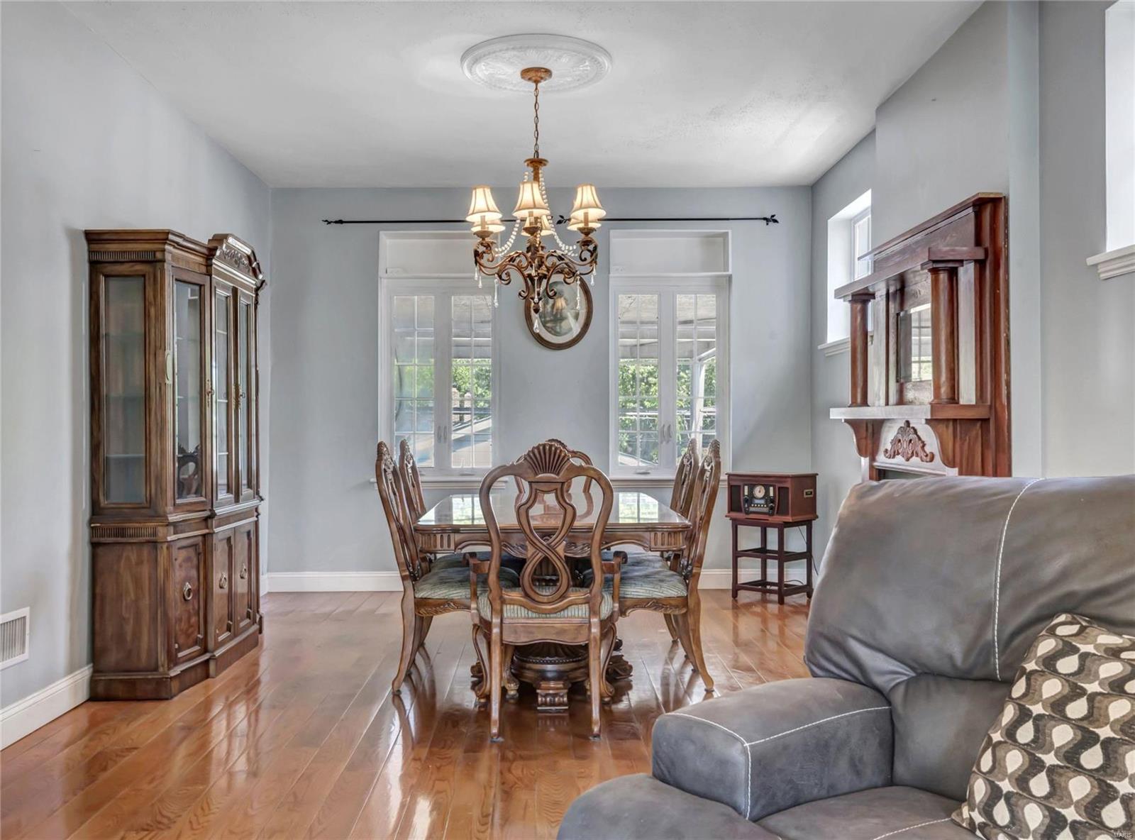 4721 Rosa Avenue St. Louis, MO 63116 - Photo 9 of 31