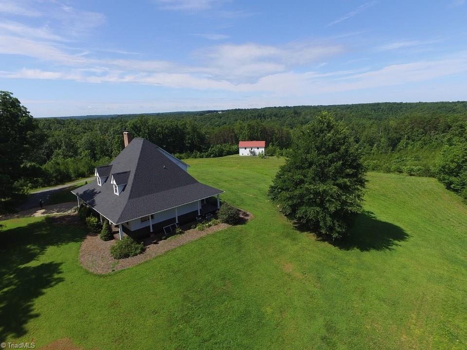 1020 Old Mail Rte Road King, NC 27021 - Photo 2 of 30