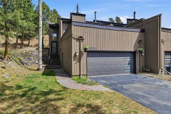 $775,000 | 30553 Sun Creek Drive, Evergreen, CO 80439