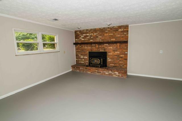 8615 Butler Warren Road West Chester, OH 45069 - Photo 8 of 10