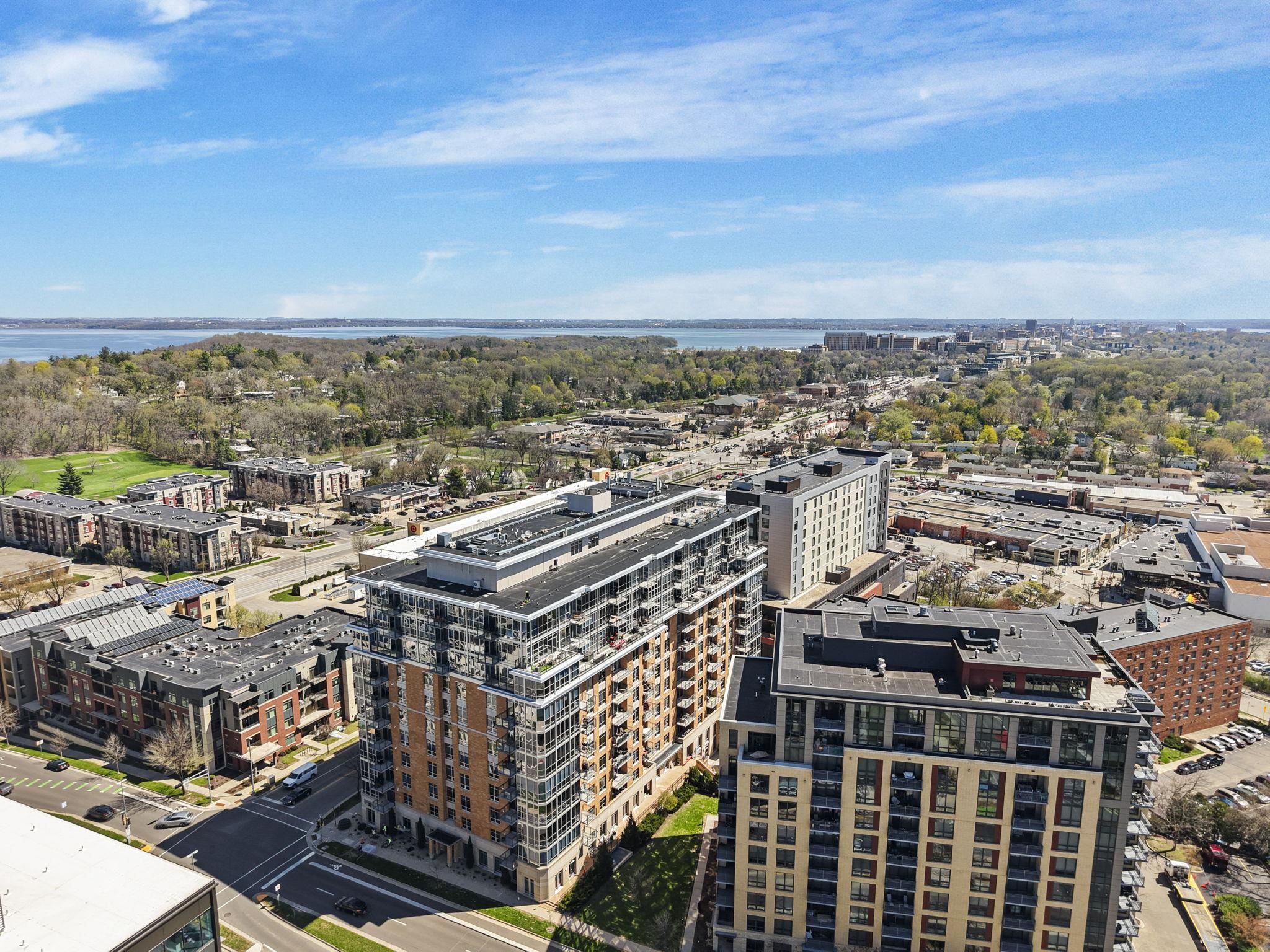 625 North Segoe Road, Unit 1004 Madison, WI 53705 - Photo 6 of 57