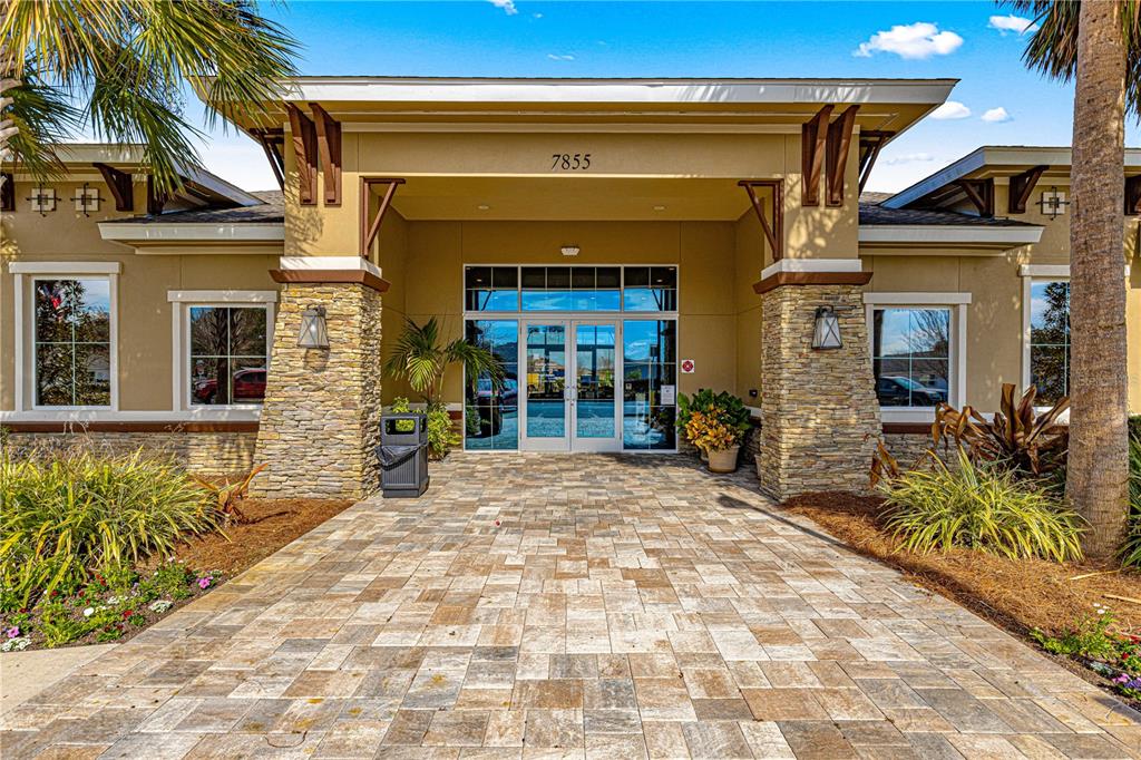8084 South W 81st Loop Ocala, FL 34476 - Photo 33 of 37 a entryway view with a outdoor space
