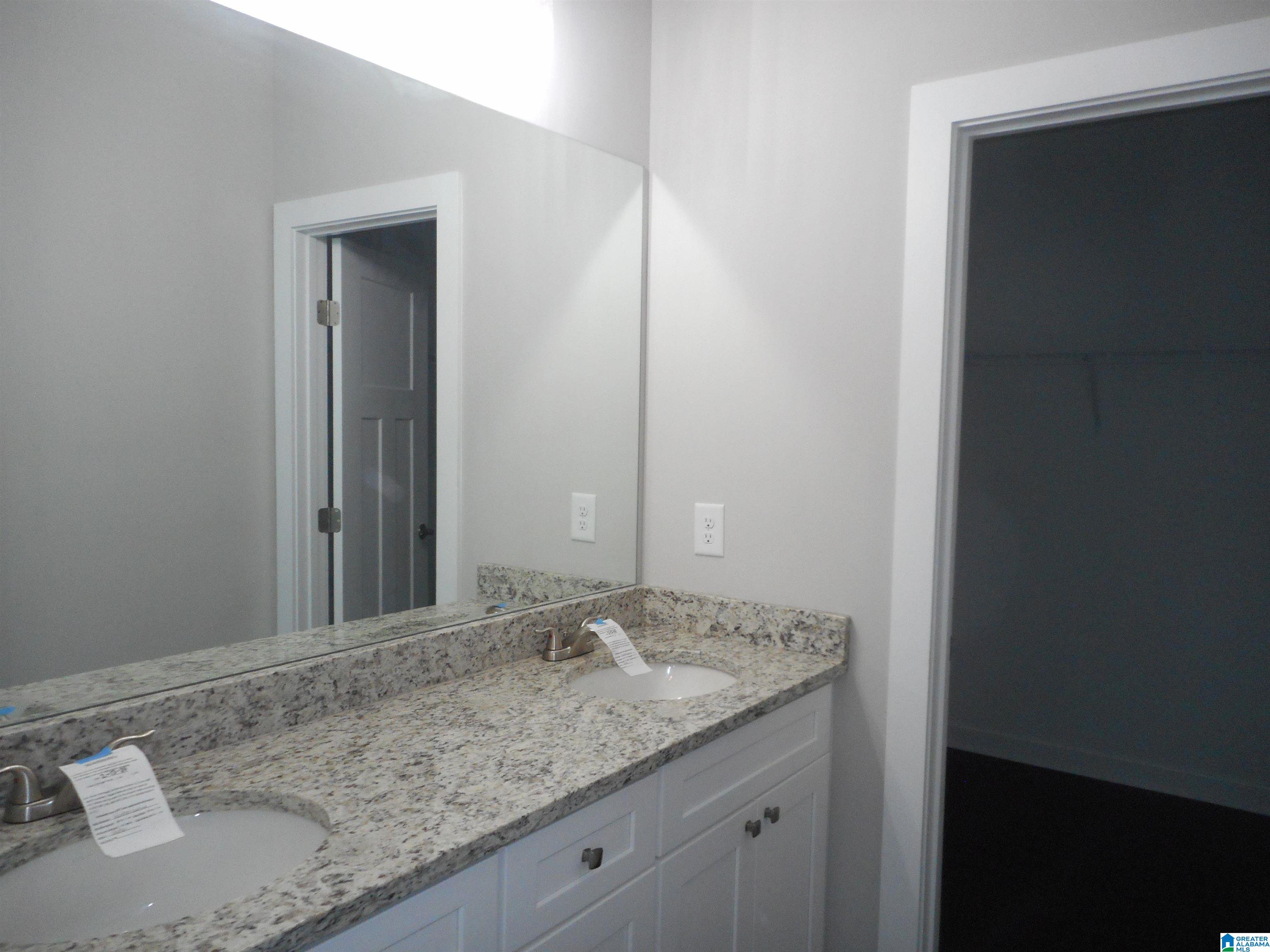 531 9th Avenue Pleasant Grove, AL 35127 - Photo 6 of 15