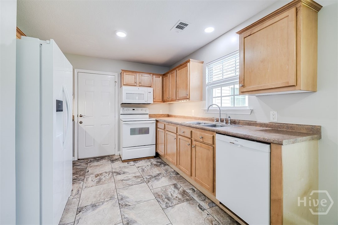 107 Rogers Drive Rincon, GA 31326 - Photo 11 of 55