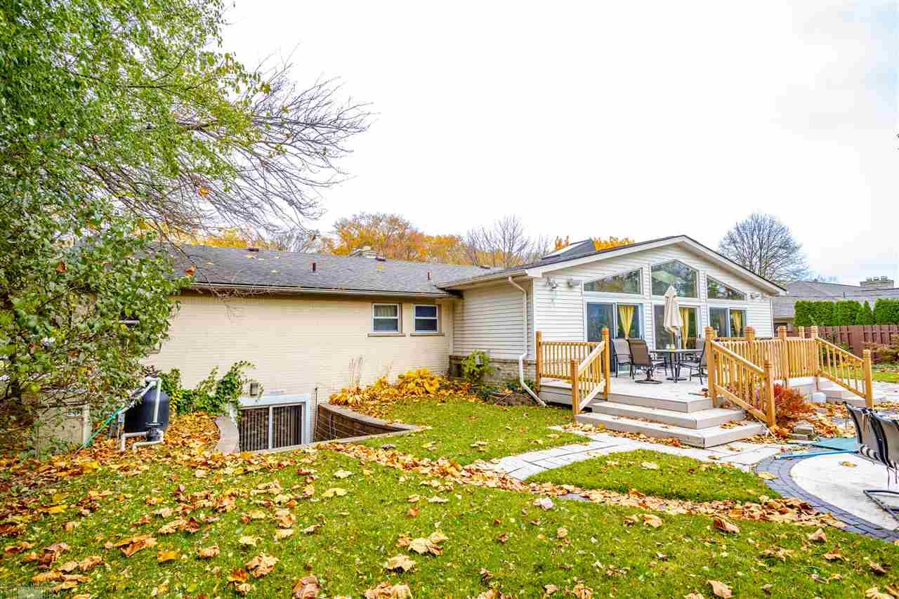 1131 North Renaud Road Grosse Pointe, MI 48236 - Photo 40 of 46 50028444-39.JPG