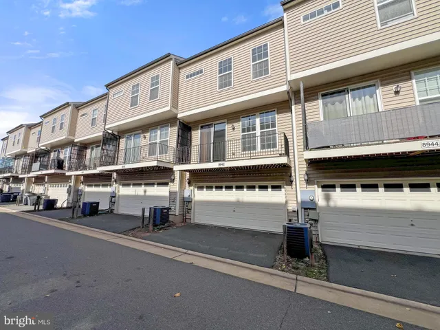 $3,050 | 8942 Dahlgren Ridge Road, Manassas, VA 20111