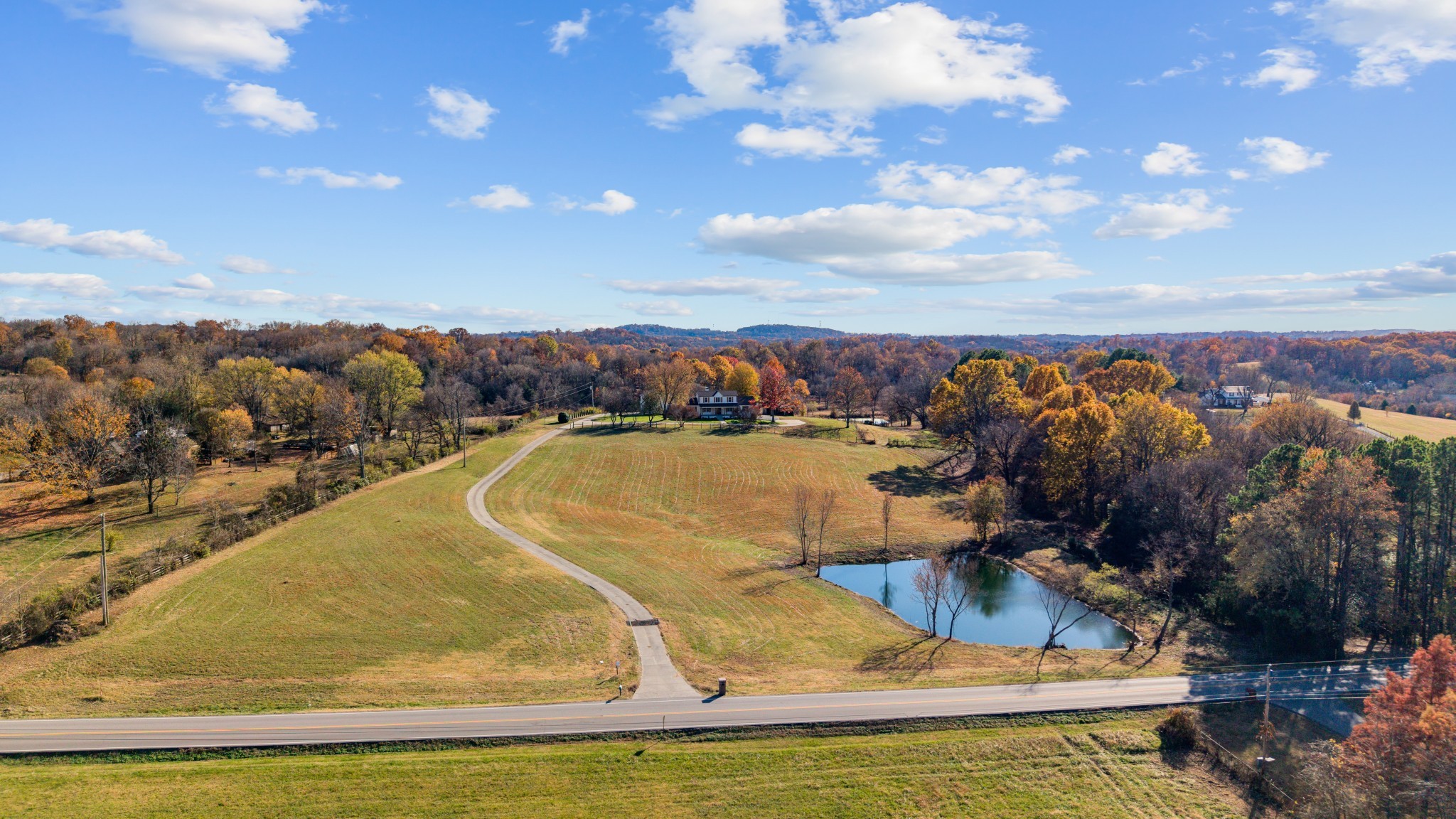 4818 Hickory Ridge Road Lebanon, TN 37087 - Photo 5 of 73 a view of a swimming pool with an outdoor seating