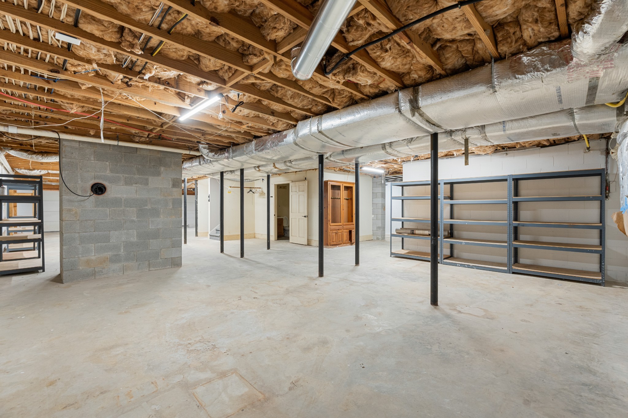4818 Hickory Ridge Road Lebanon, TN 37087 - Photo 59 of 73 a view of a room with gym equipment