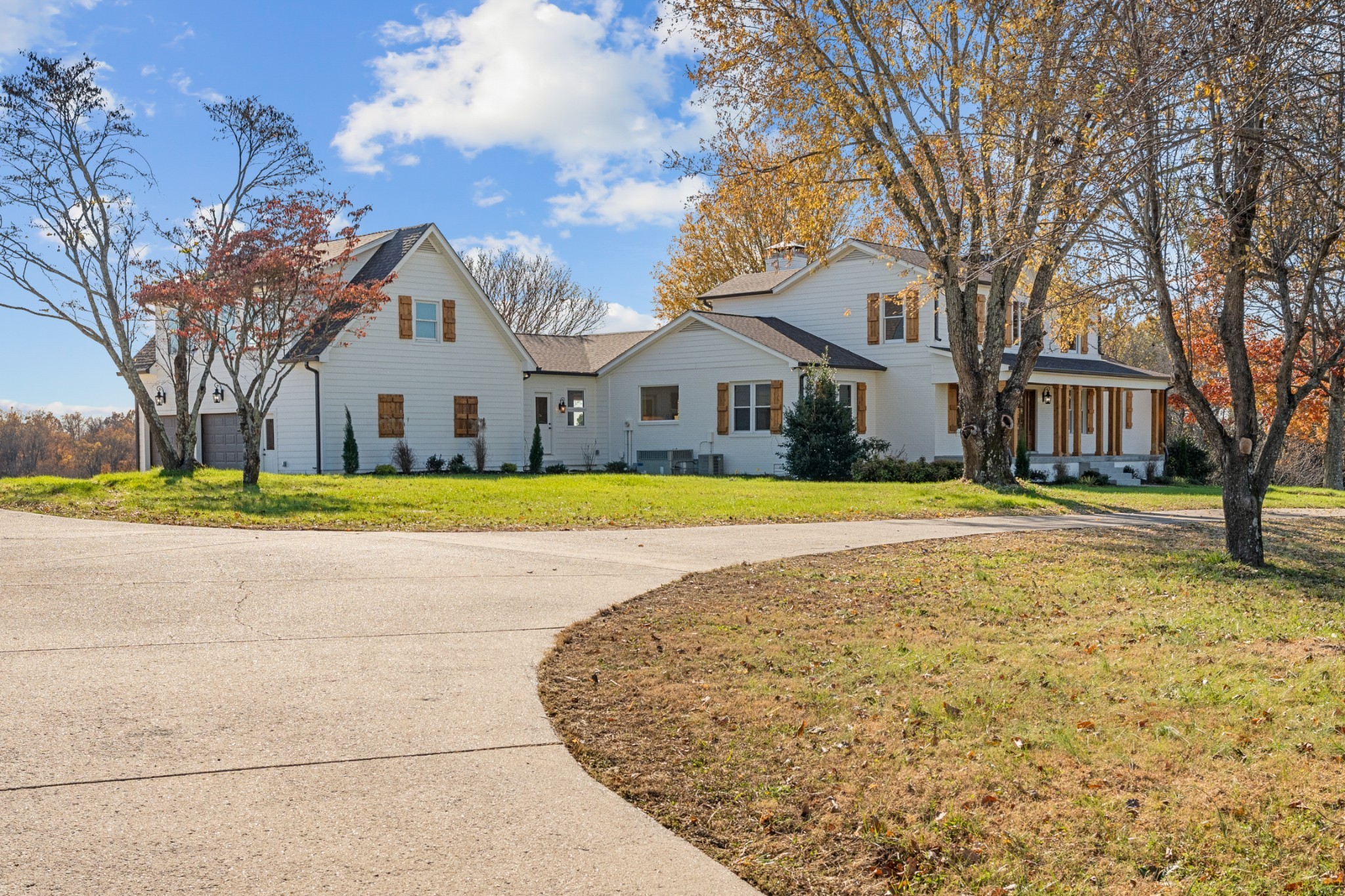 4818 Hickory Ridge Road Lebanon, TN 37087 - Photo 63 of 73 a view of house with a big yard and large trees
