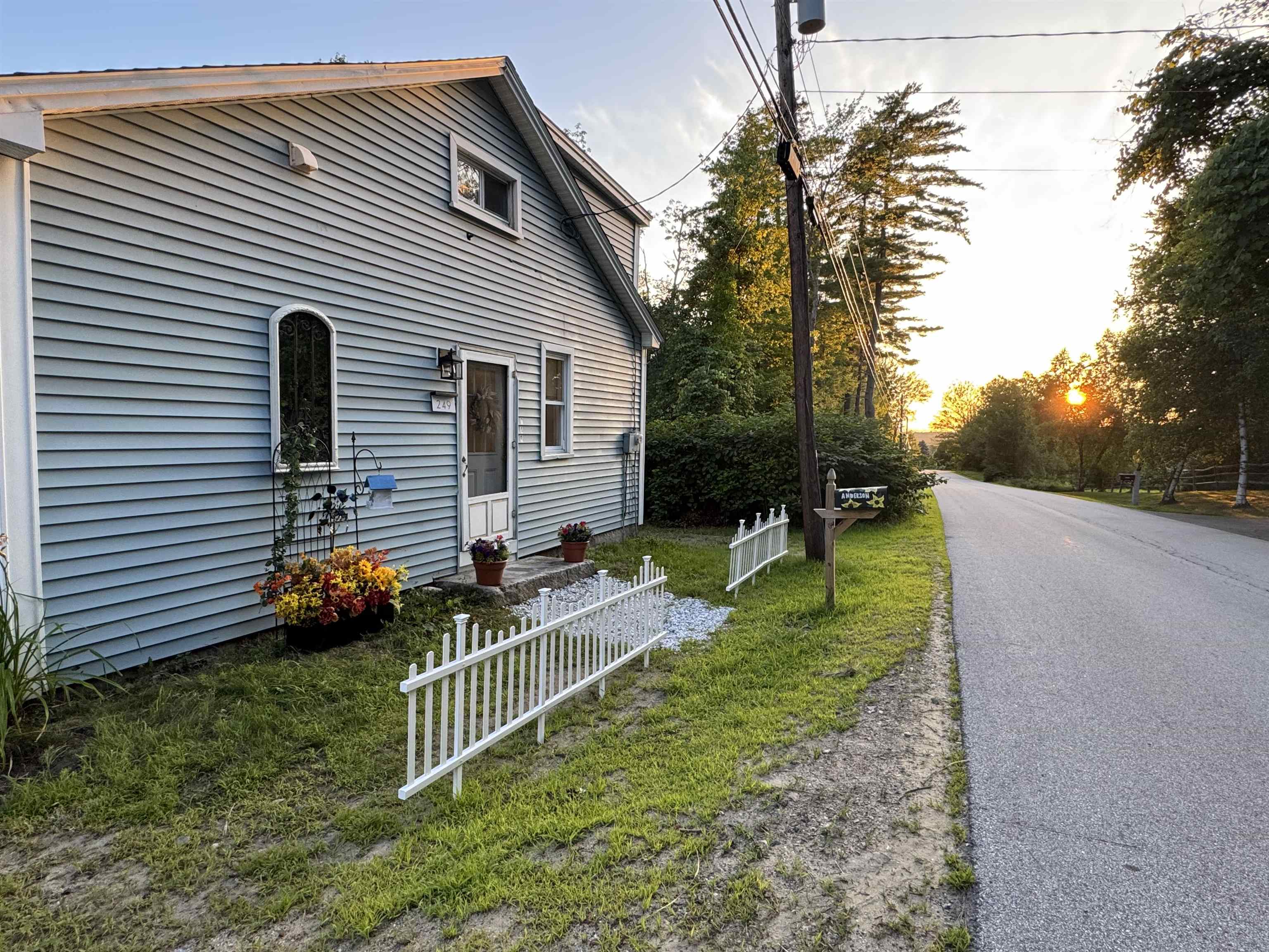 249 Horse Corner Road Chichester, NH 03258 - Photo 7 of 45 Gallery Image 7