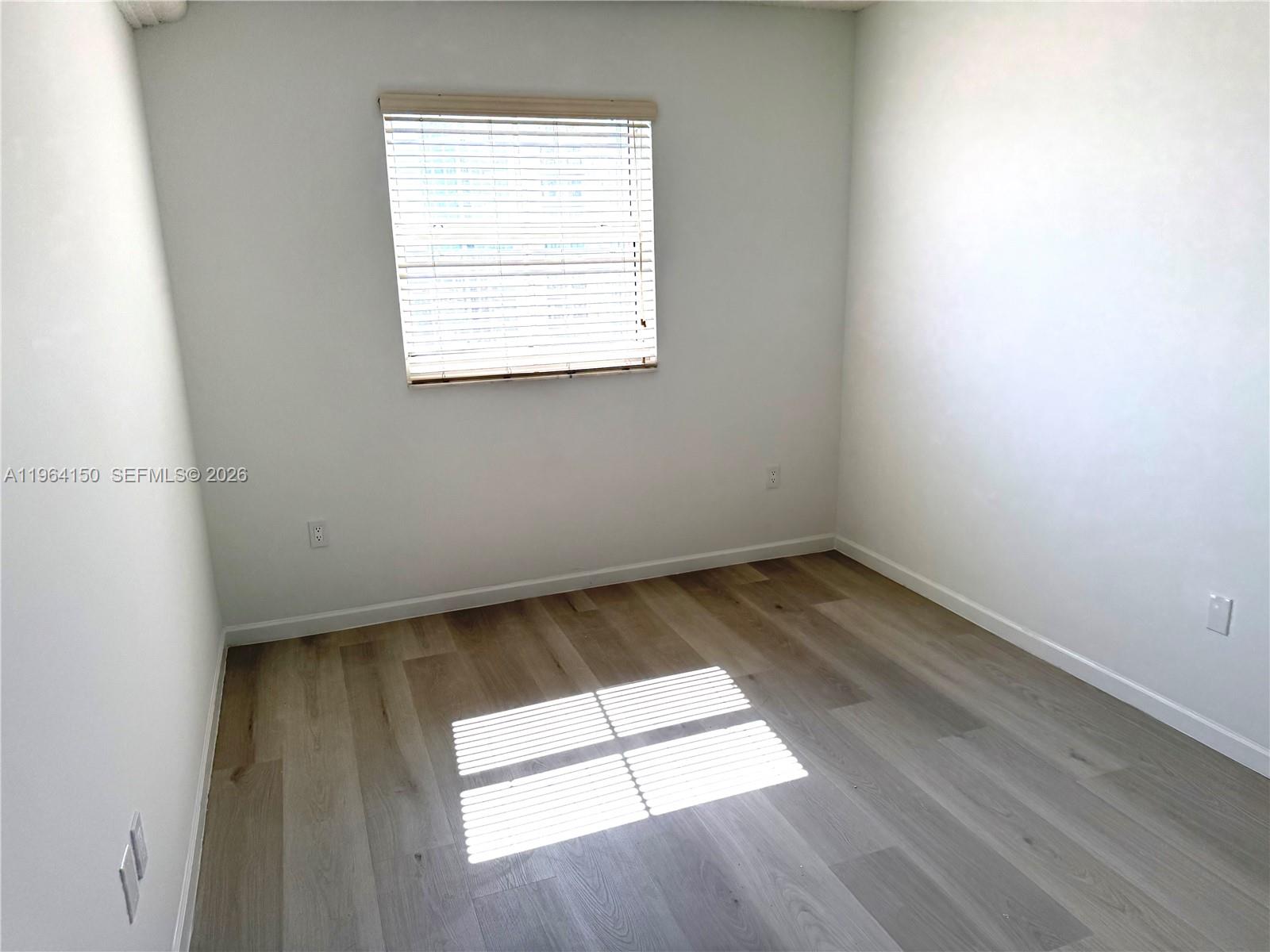 185 Southeast 14th Terrace, Unit 1807 Miami, FL 33131 - Photo 14 of 20