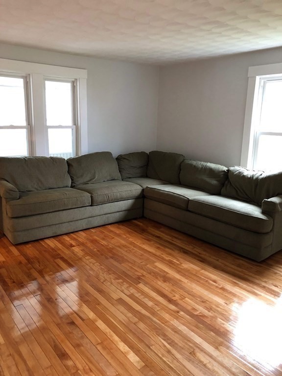 32 A Street Warren, MA 01092 - Photo 4 of 17