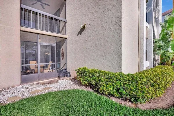 $4,000 | 1915 Lavers Circle, Unit E103, Delray Beach, FL 33444